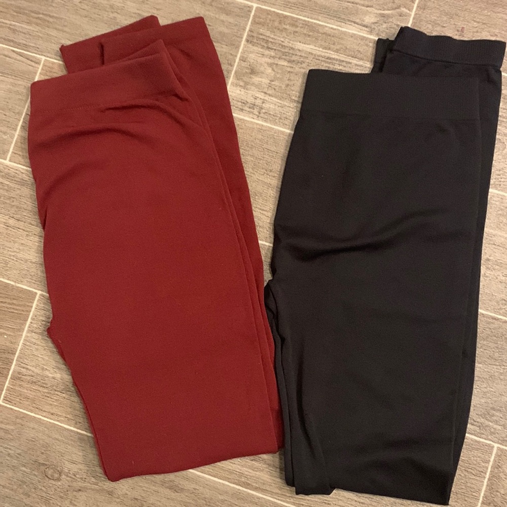 Maroon and black leggings sz. Large
